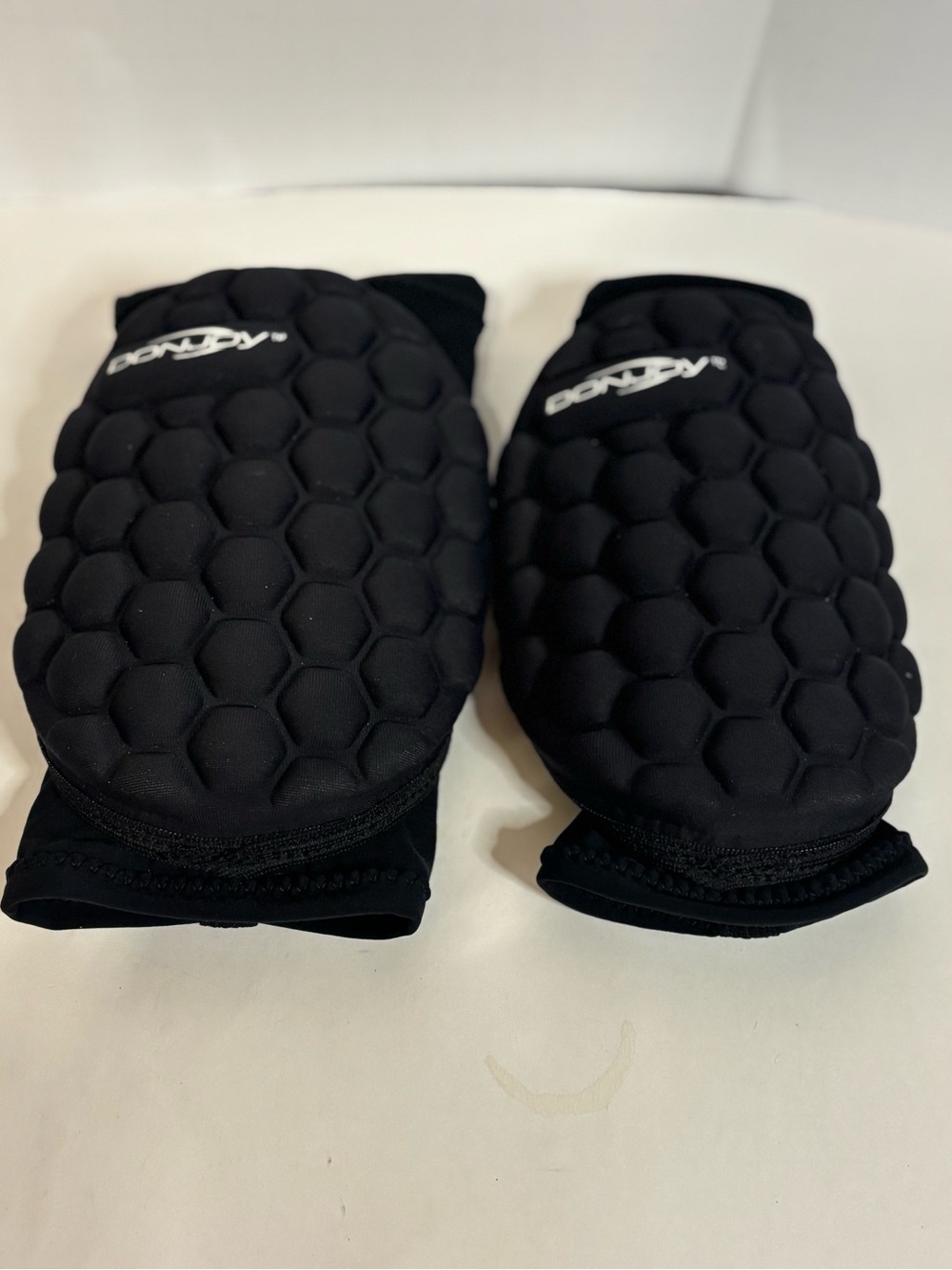 Donjoy Kids Black Padded Knee Protectors